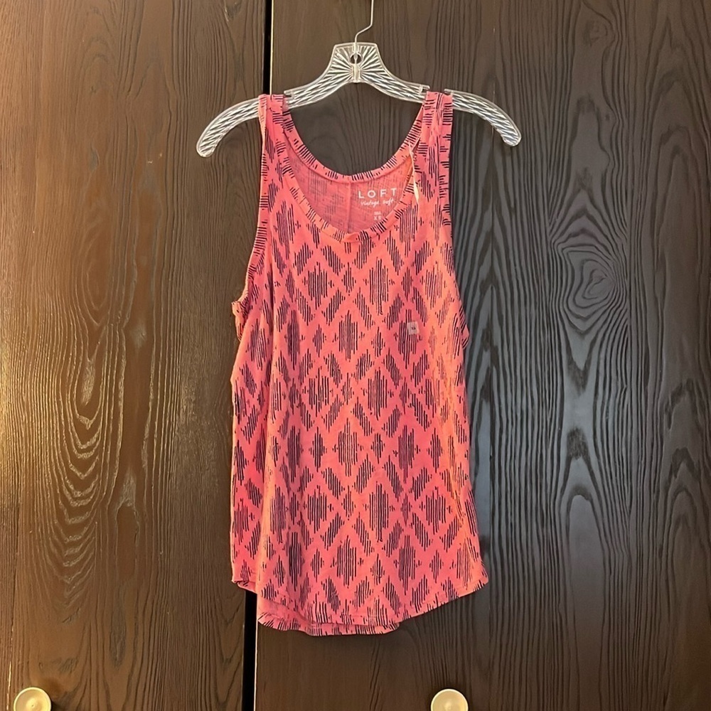 Loft vintage soft bright pink with navy blue design. Size XS. NWT.